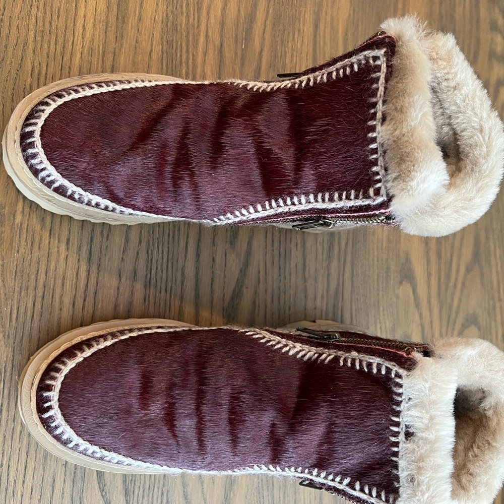 Laid Back Setsu 3.0 Crochet Burgundy Ankle Boots size 39 women’s 8-8.5